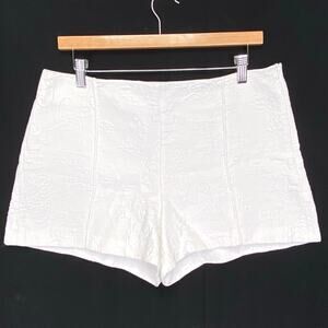 Lilly Pulitzer Monroe Shorts Resort White Elephant Pique Jacquard Womens Sz 10